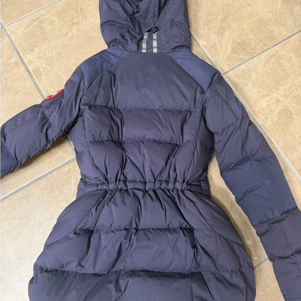 Canada Goose Women's Alliston Blue Puffer Jacket - Picture 7 of 10